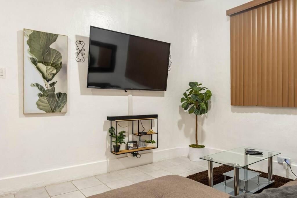 Villa Contemporary 2Br Apt In The Heart Of San Juan Exterior foto