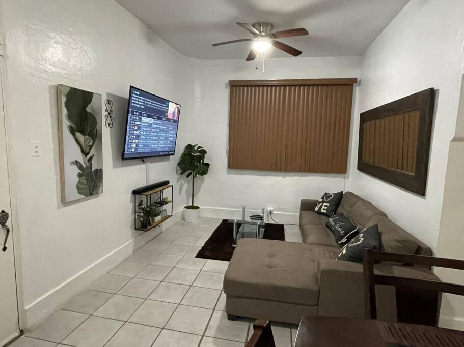 Villa Contemporary 2Br Apt In The Heart Of San Juan Exterior foto